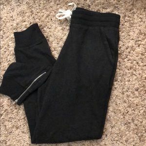 Aerie joggers